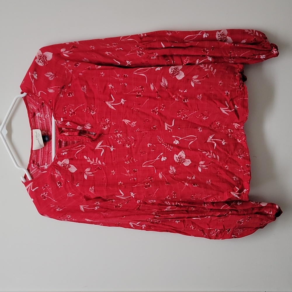 Universal Thread Top - Size XS
